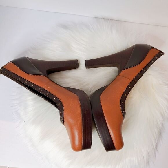 Colin Stuart Toffee and Brown Leather Heel with Brass Hardware Women's S… - Picture 5 of 8